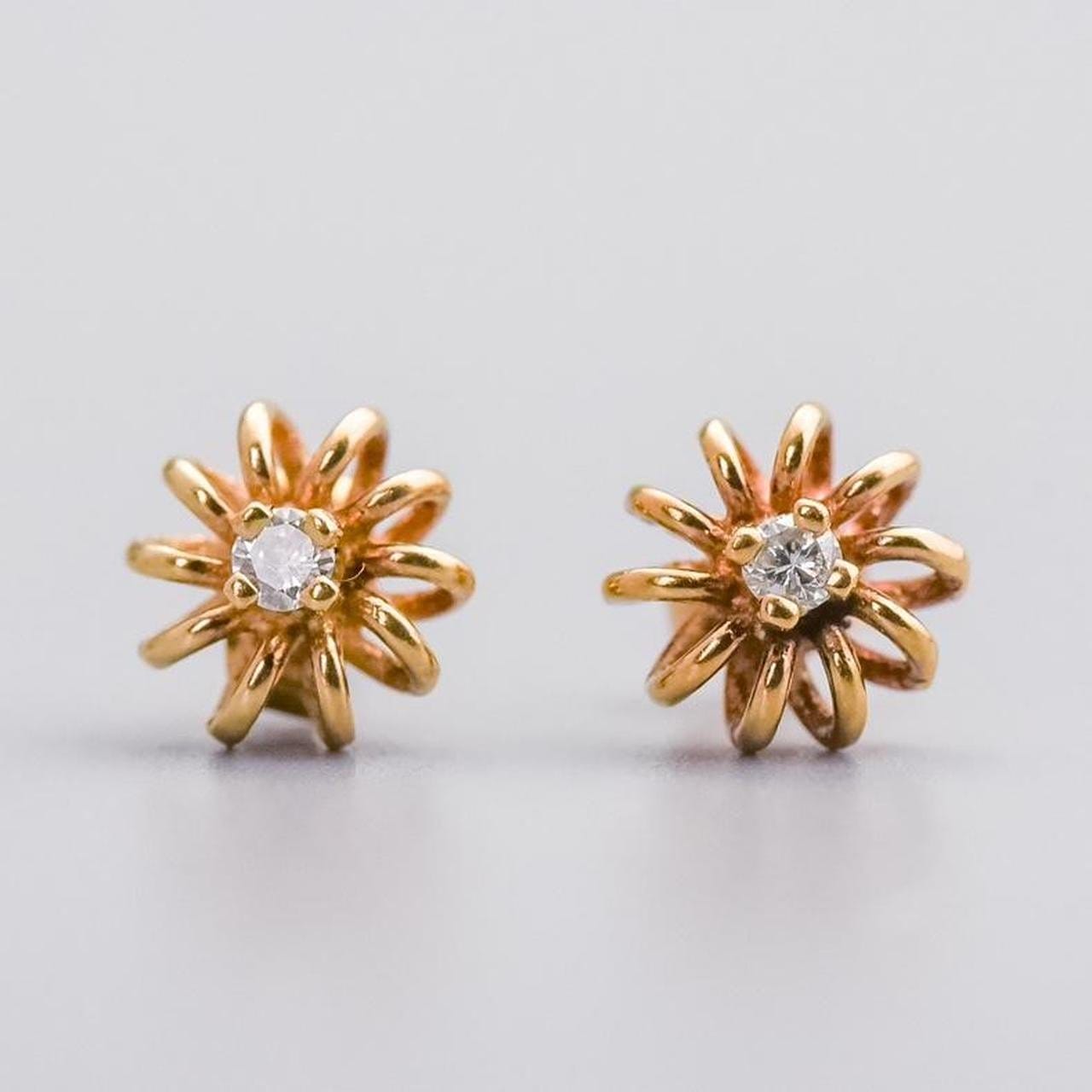 9K Gold Diamond Flower Earrings