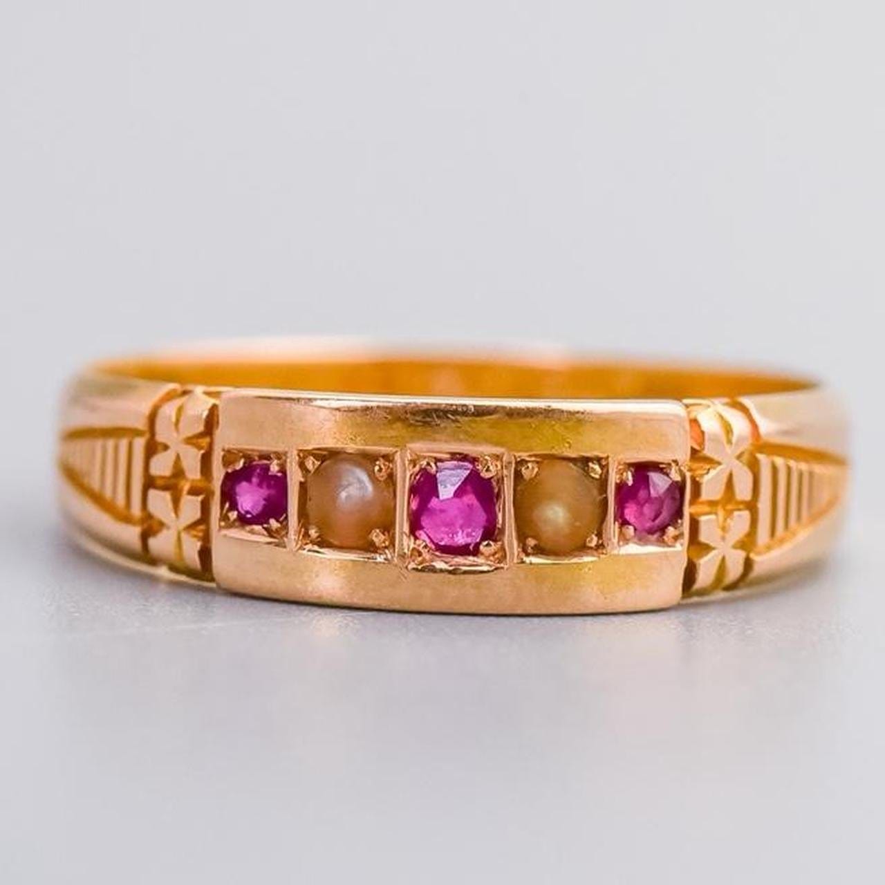 15K Gold Victorian Ruby & Seed Pearl Ring