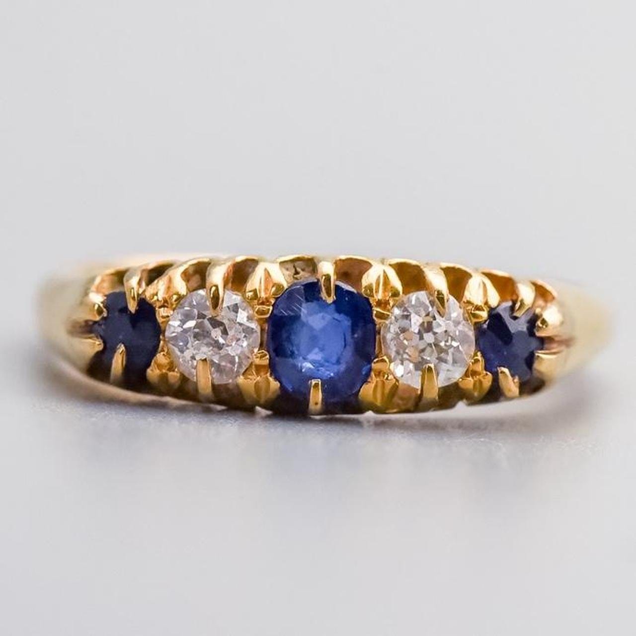18K Gold Antique Five Stone Sapphire & Diamond Ring