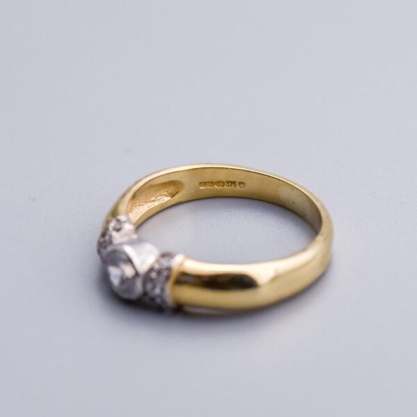 9K Gold CZ Ring