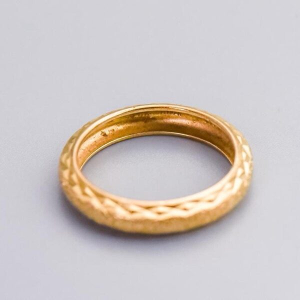 9K Gold Textured Band