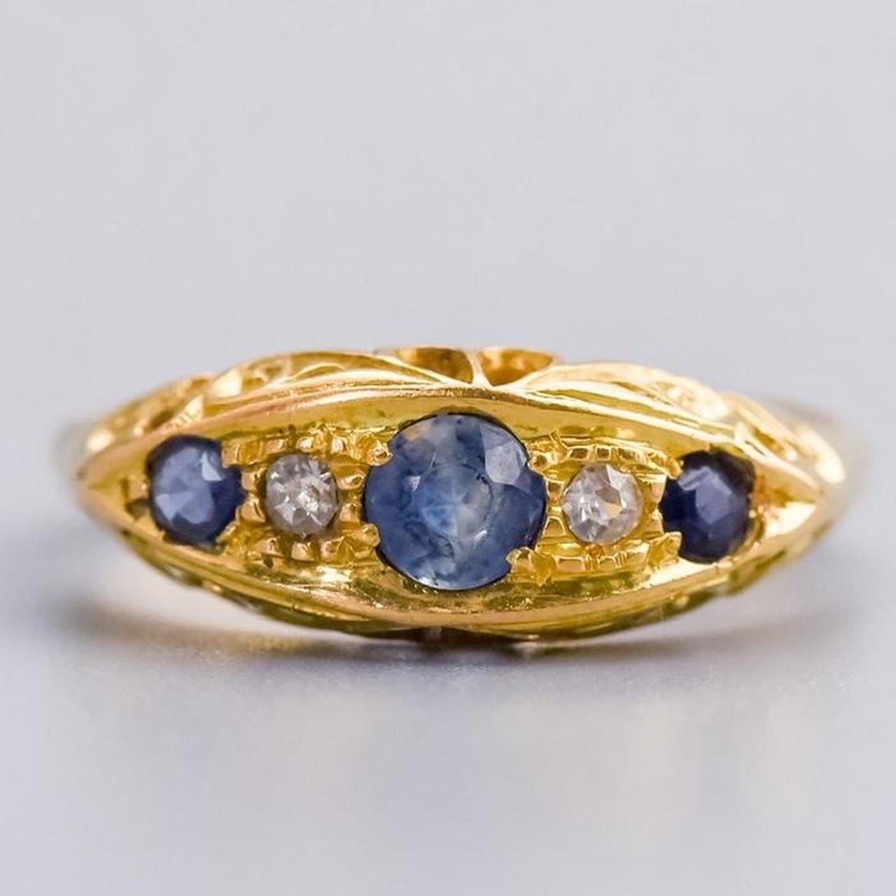 18K Gold Antique Carved Boat Ring