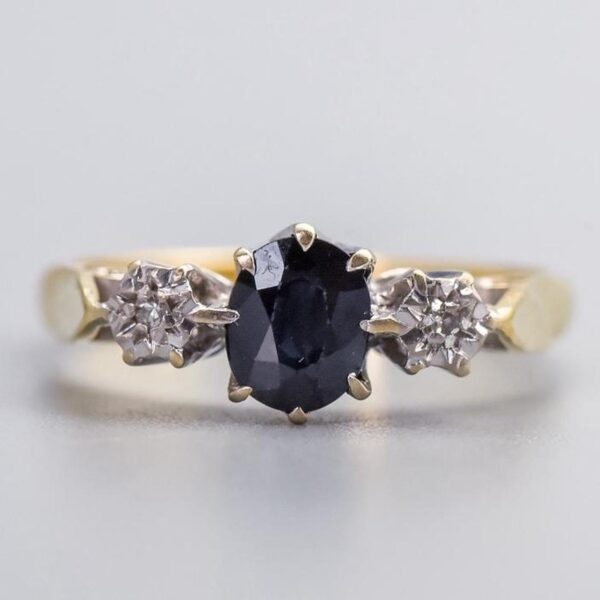 18K Gold Sapphire & Diamond Ring