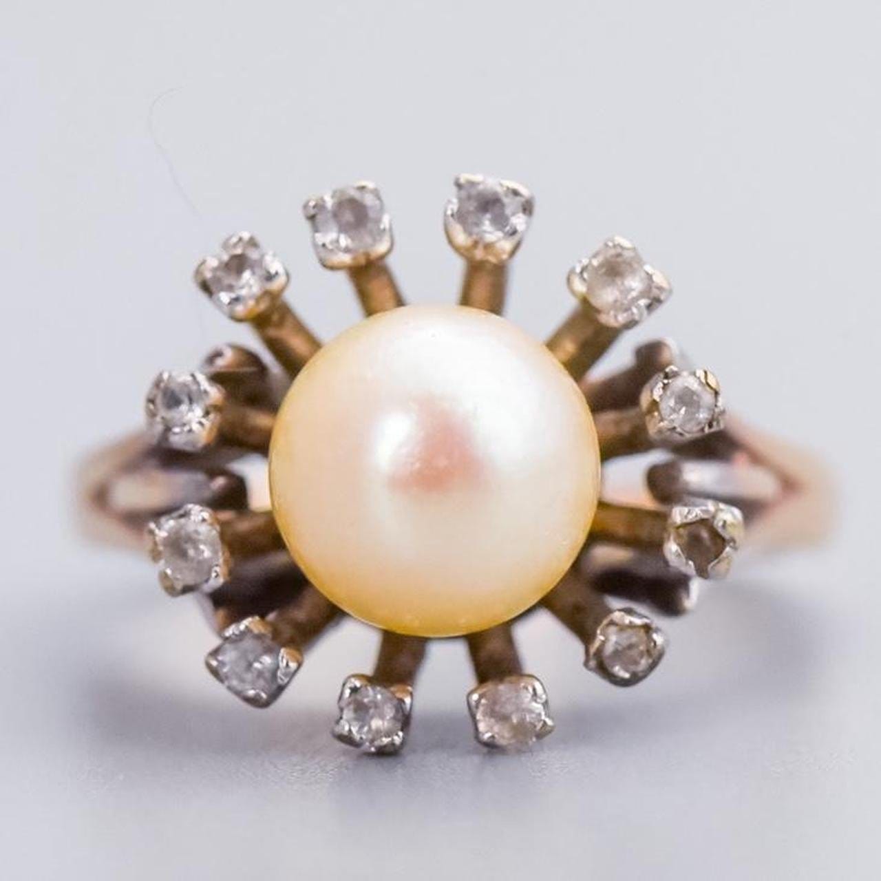 9K Gold Antique Pearl & Zircon Halo Ring