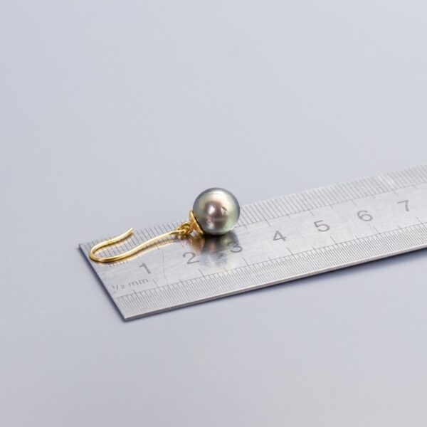 Solid 18K Gold Black Pearl Earrings