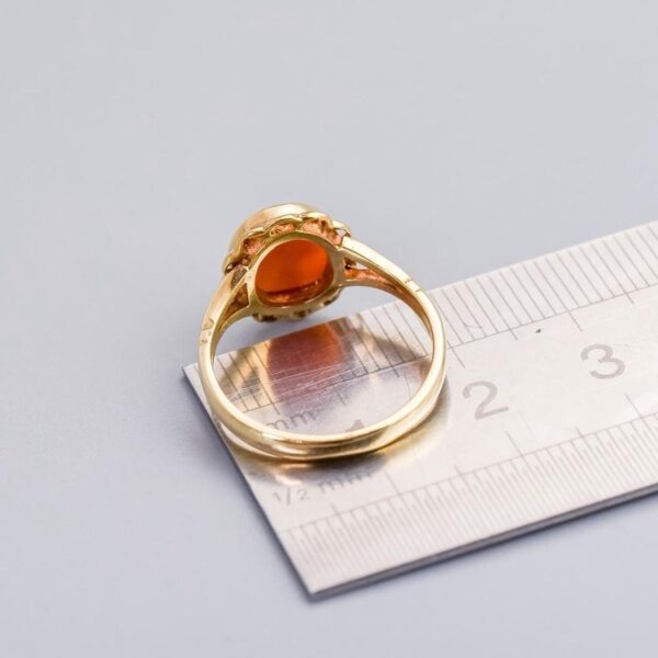 9K Gold Cameo Ring