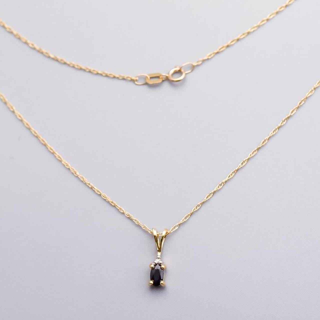10K Gold Sapphire Pendant Necklace