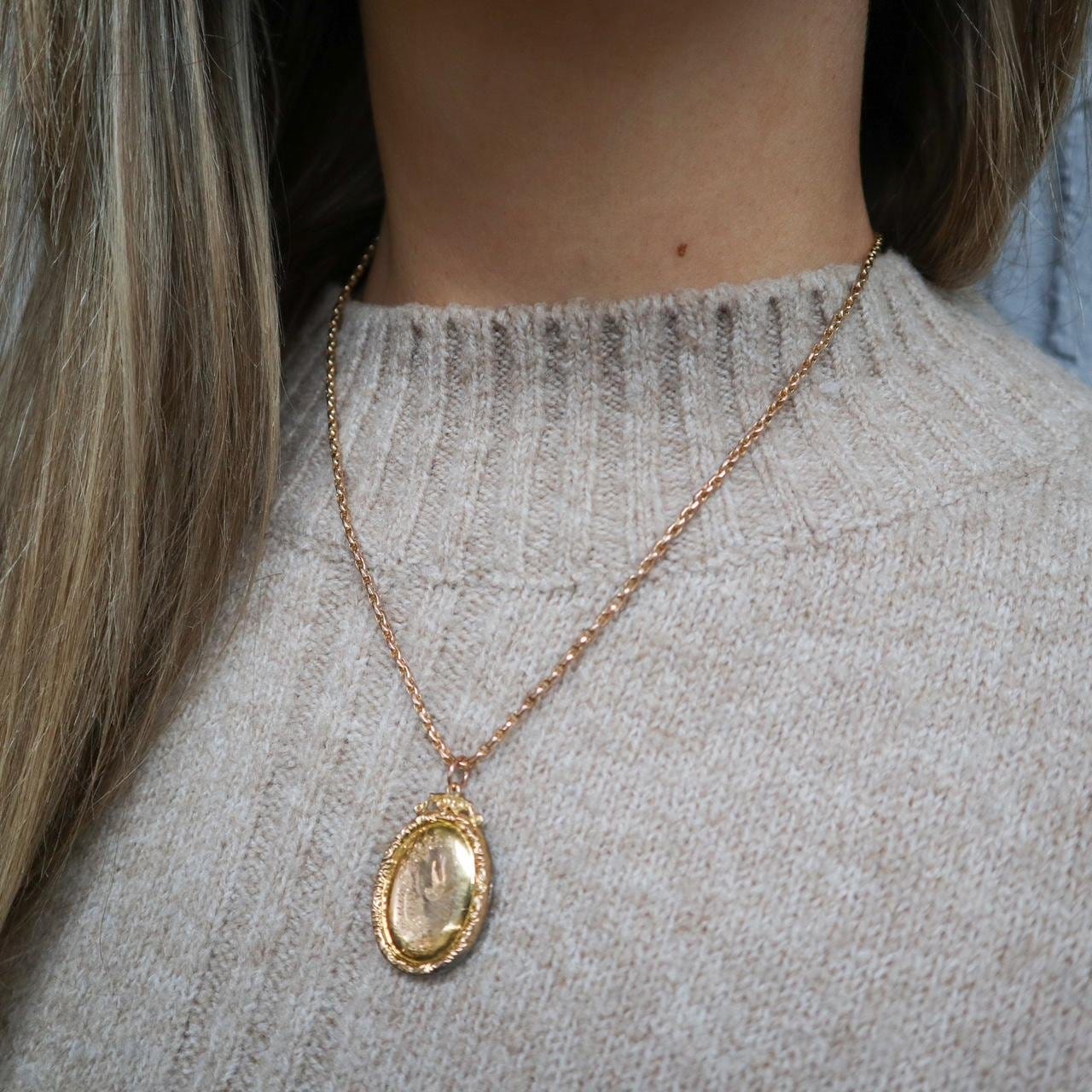 9K Gold Edwardian Locket Necklace