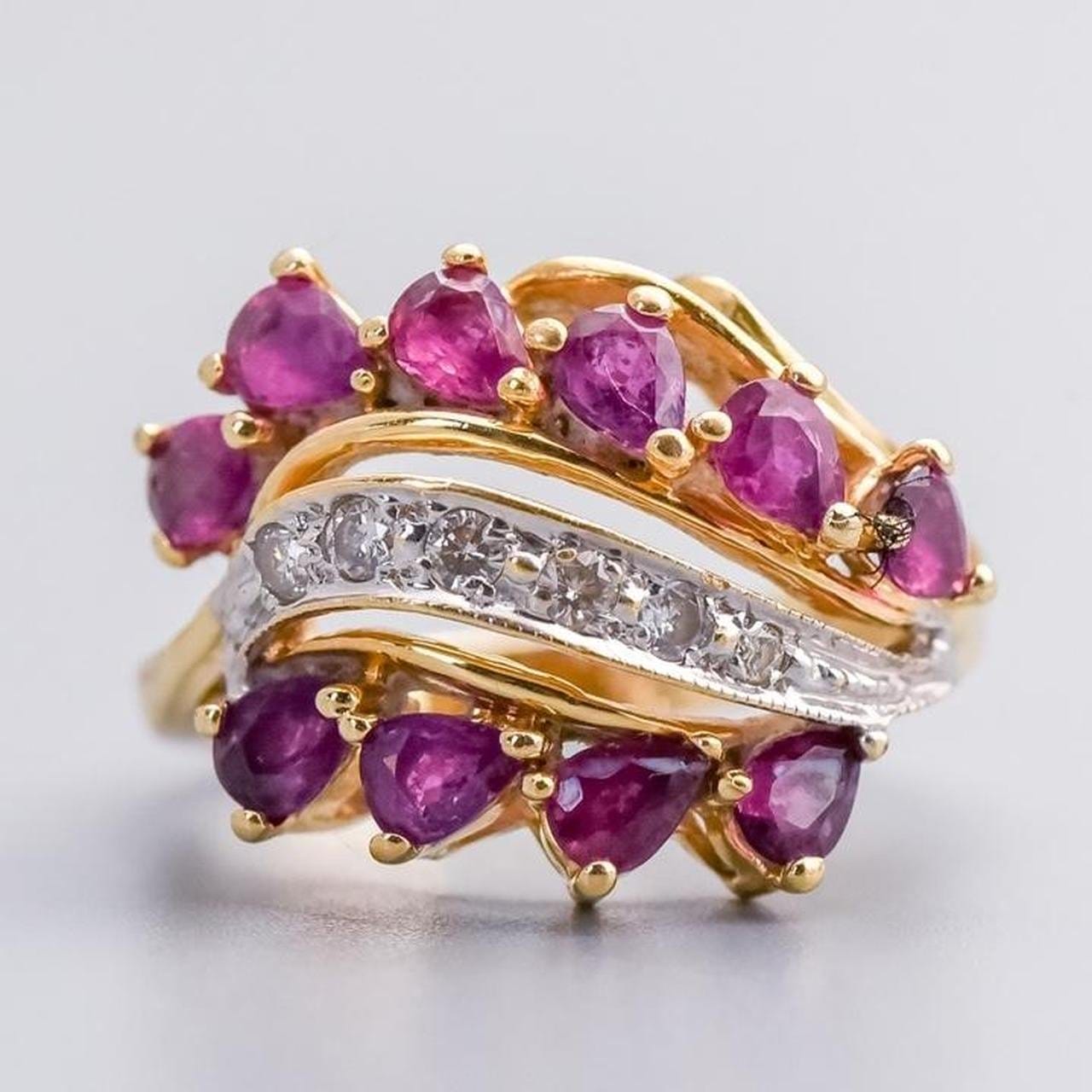 14K Gold Ruby & Diamond Cluster Swirl Ring