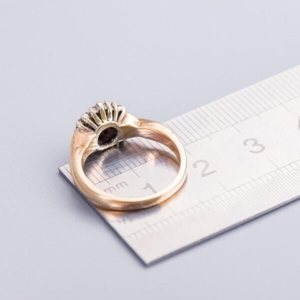 9K Gold Diamond Cluster Ring