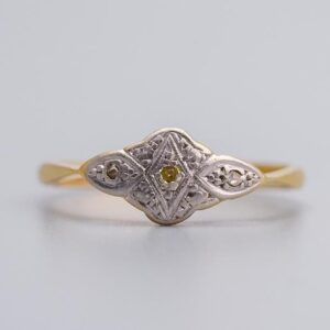 18K Gold Art Deco Diamond Ring