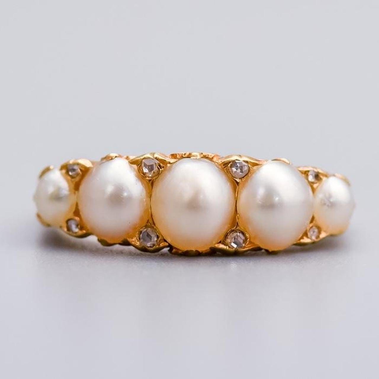 18K Gold Antique Five Pearl Ring