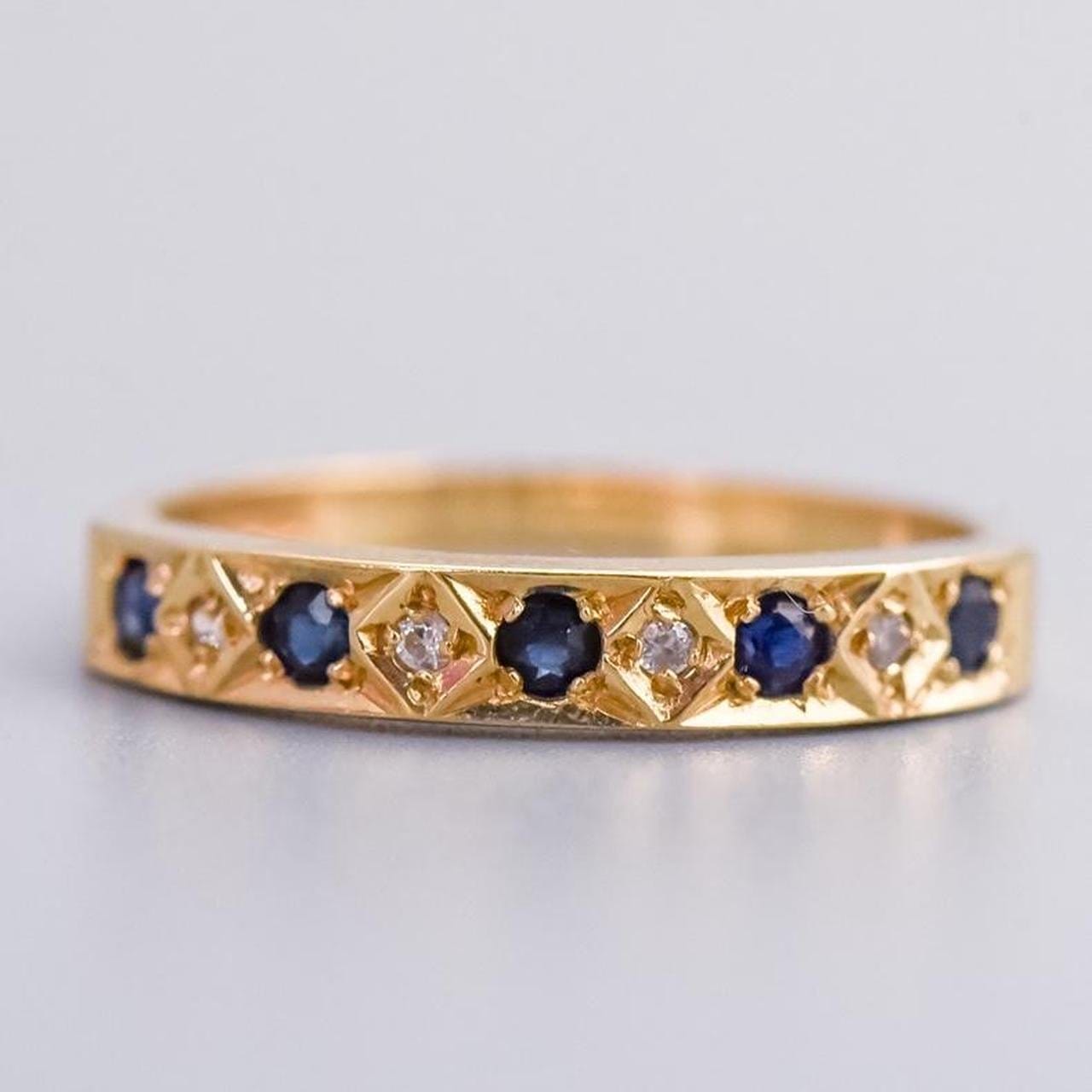 9K Gold Sapphire & CZ Band