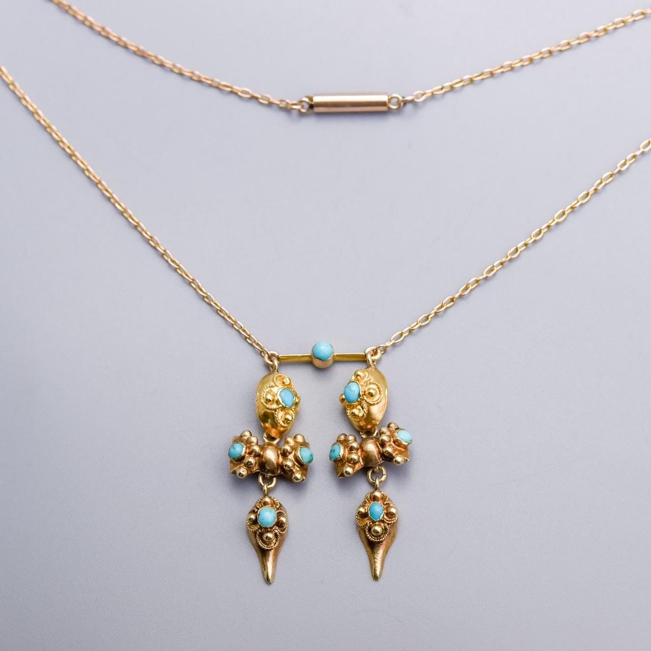 9K Gold Antique Turquoise Necklace