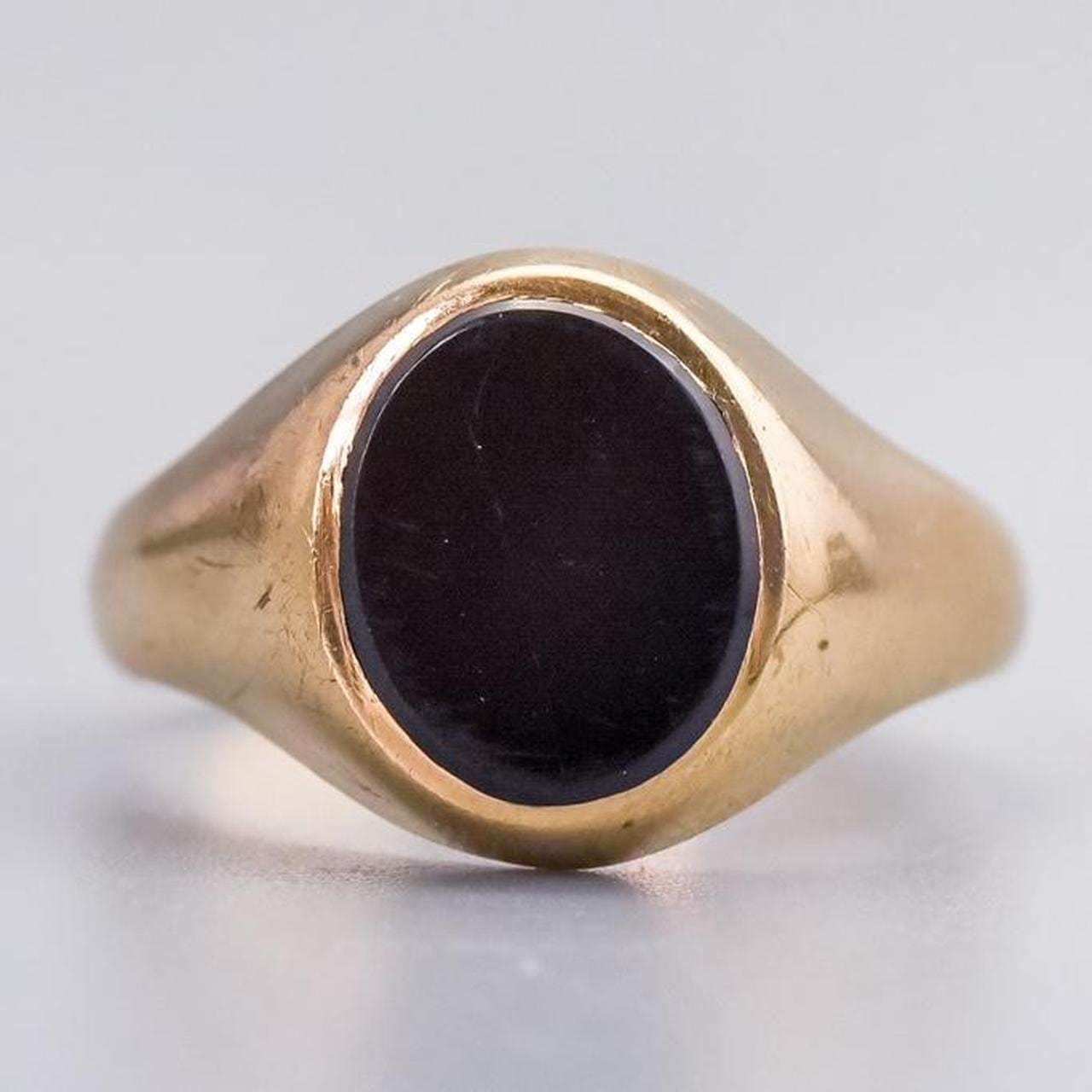 9K Gold Black Onyx Signet Ring