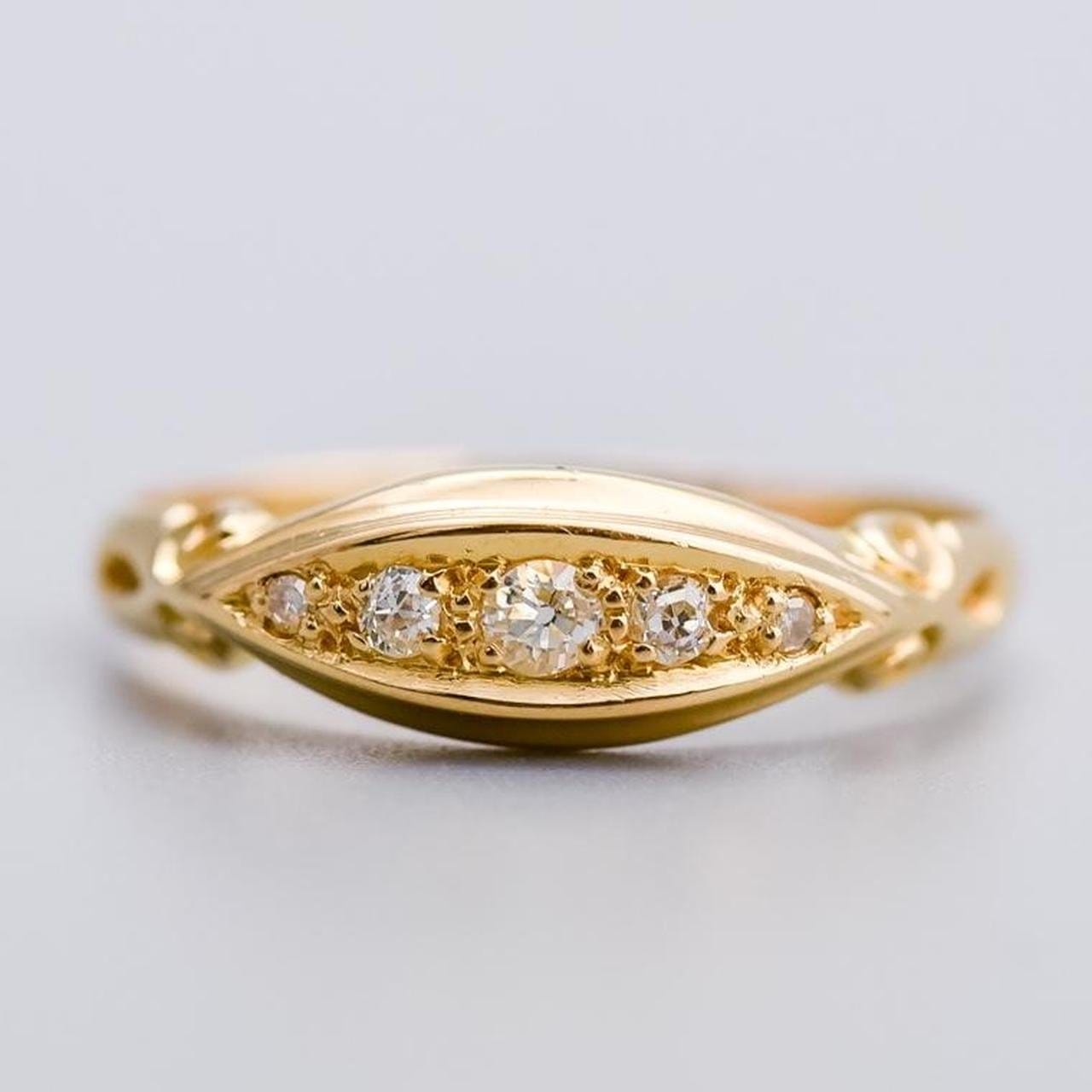 18K Gold Antique Diamond Boat Ring