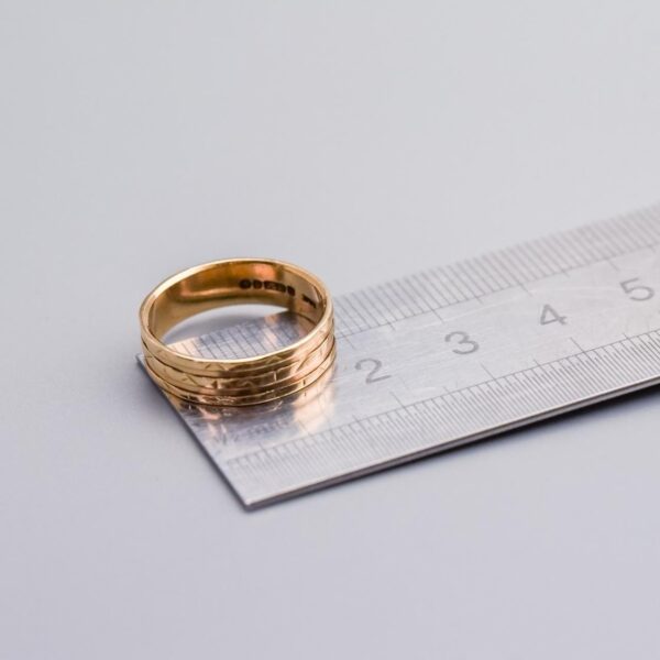 9K Gold Patterned Band