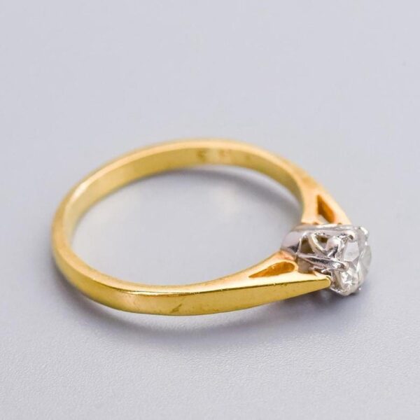 18K Gold Solitaire Diamond Ring