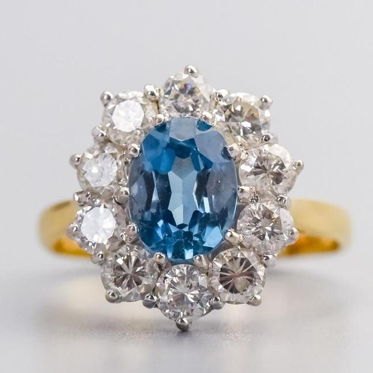 18K Gold Blue Topaz & Diamond Cluster Ring