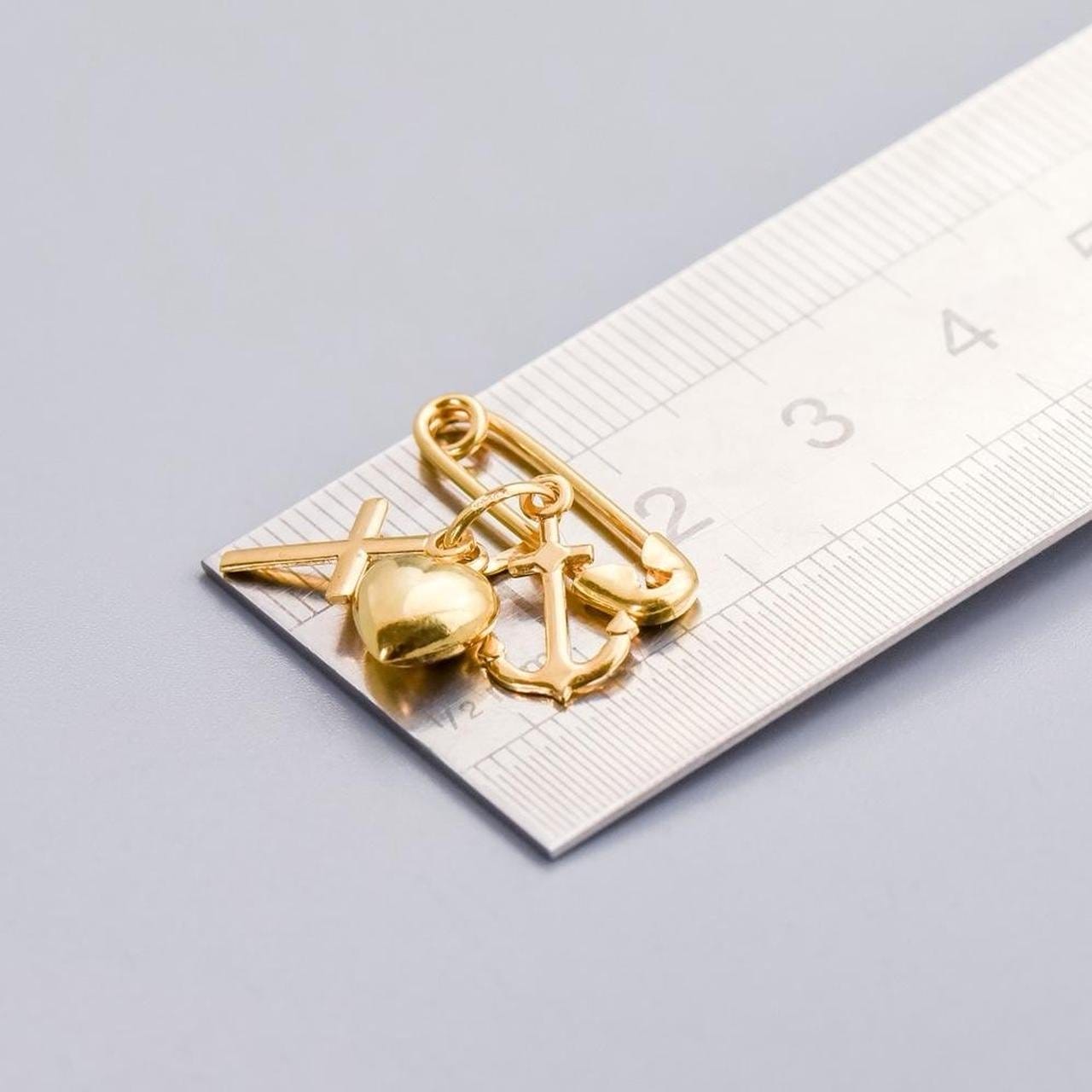 18K Gold Safety Pin Charm Brooch