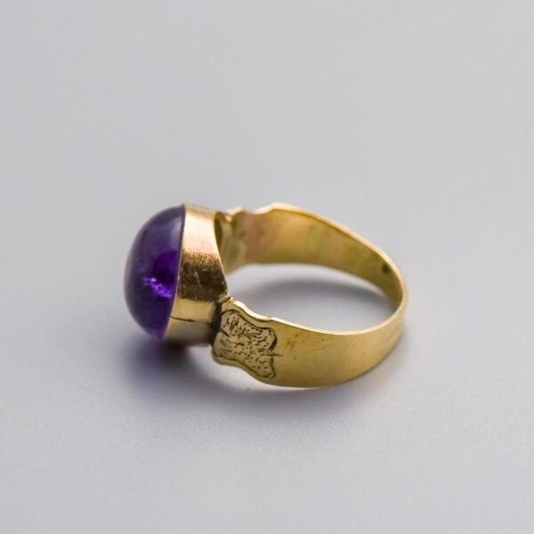 9K Gold Amethyst Ring