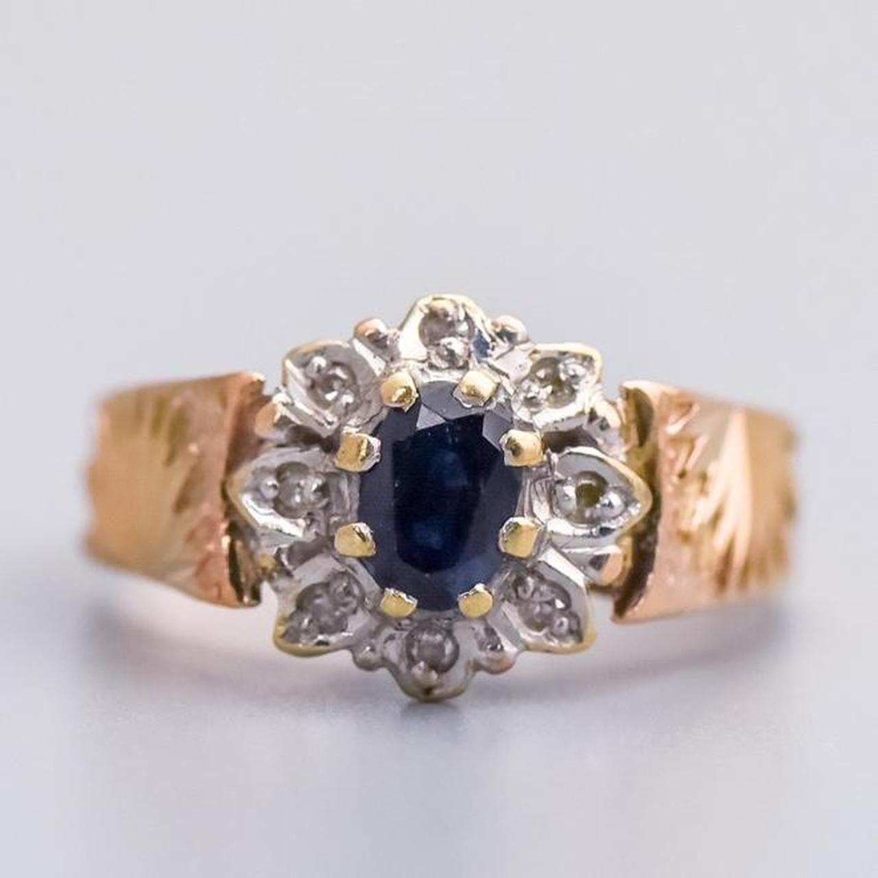 9K Gold Sapphire and Diamond Flower Ring
