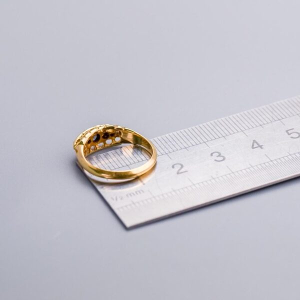 Solid 18K Gold Antique Sapphire Boat Ring