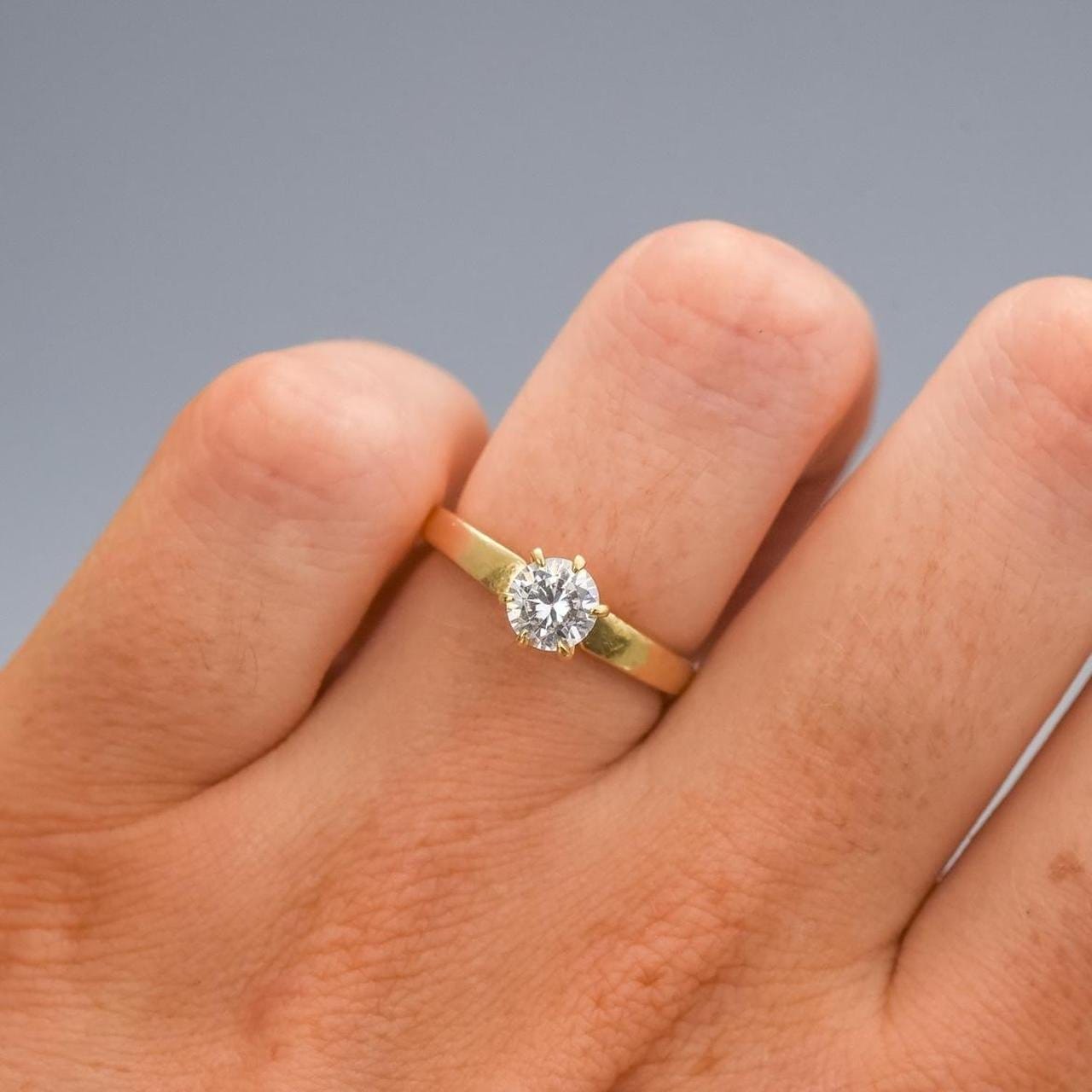 14K Gold CZ Solitaire Ring