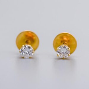 18K Gold Diamond Stud Earrings