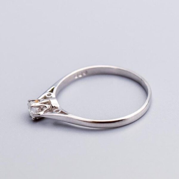 Platinum Diamond Solitaire Ring