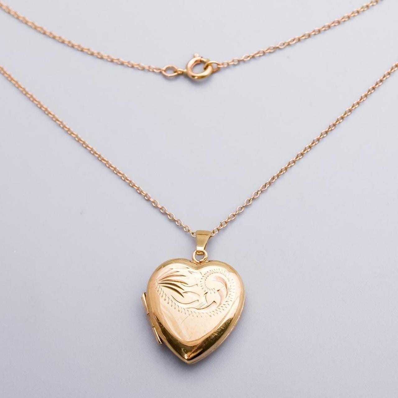 9K Gold Heart Locket Necklace