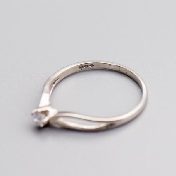 Platinum Diamond Solitaire Ring