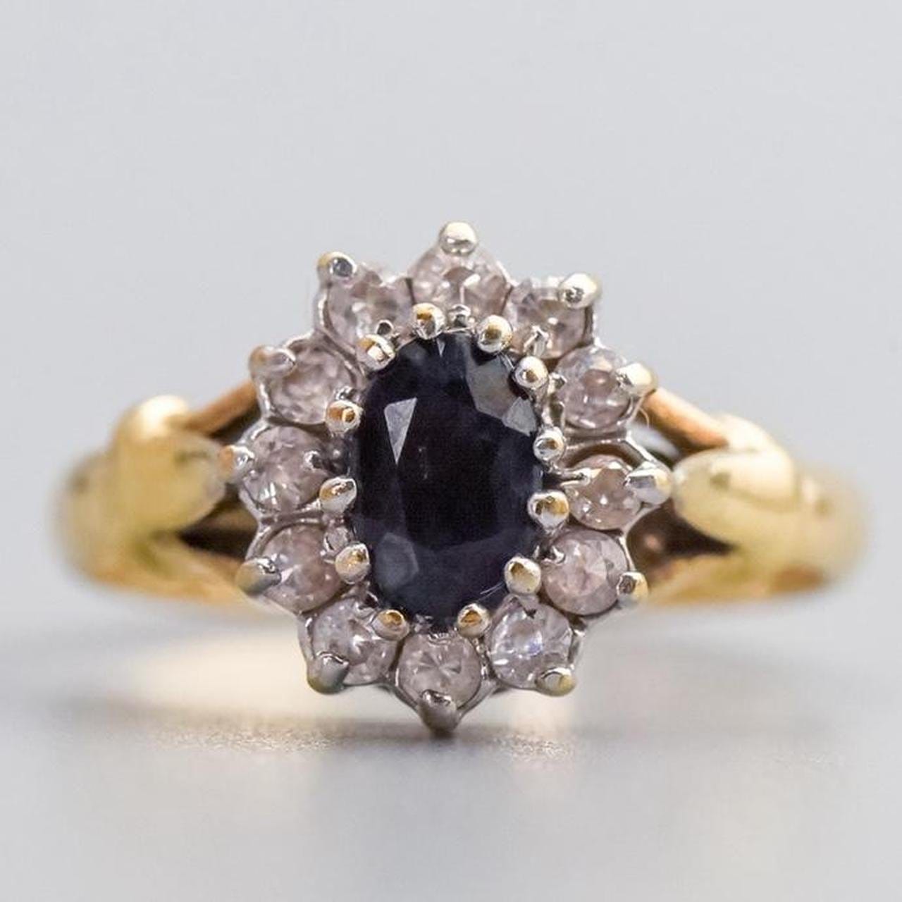 9K Gold Sapphire & CZ Cluster Ring
