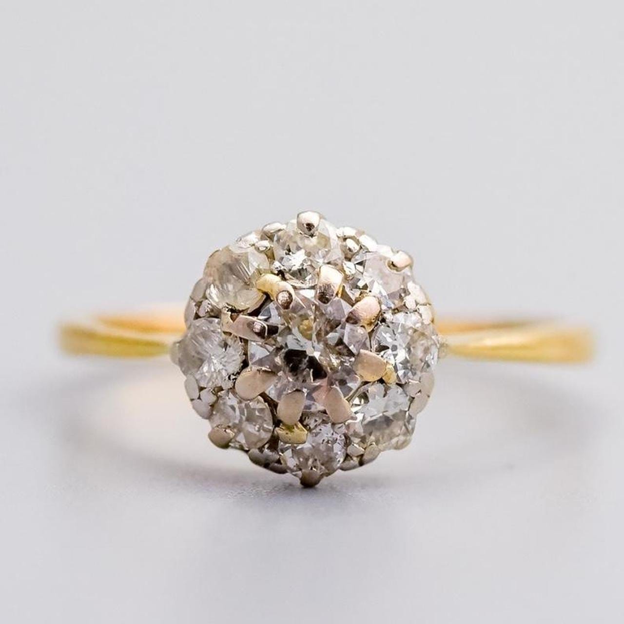 18K Gold Antique Diamond Cluster Ring