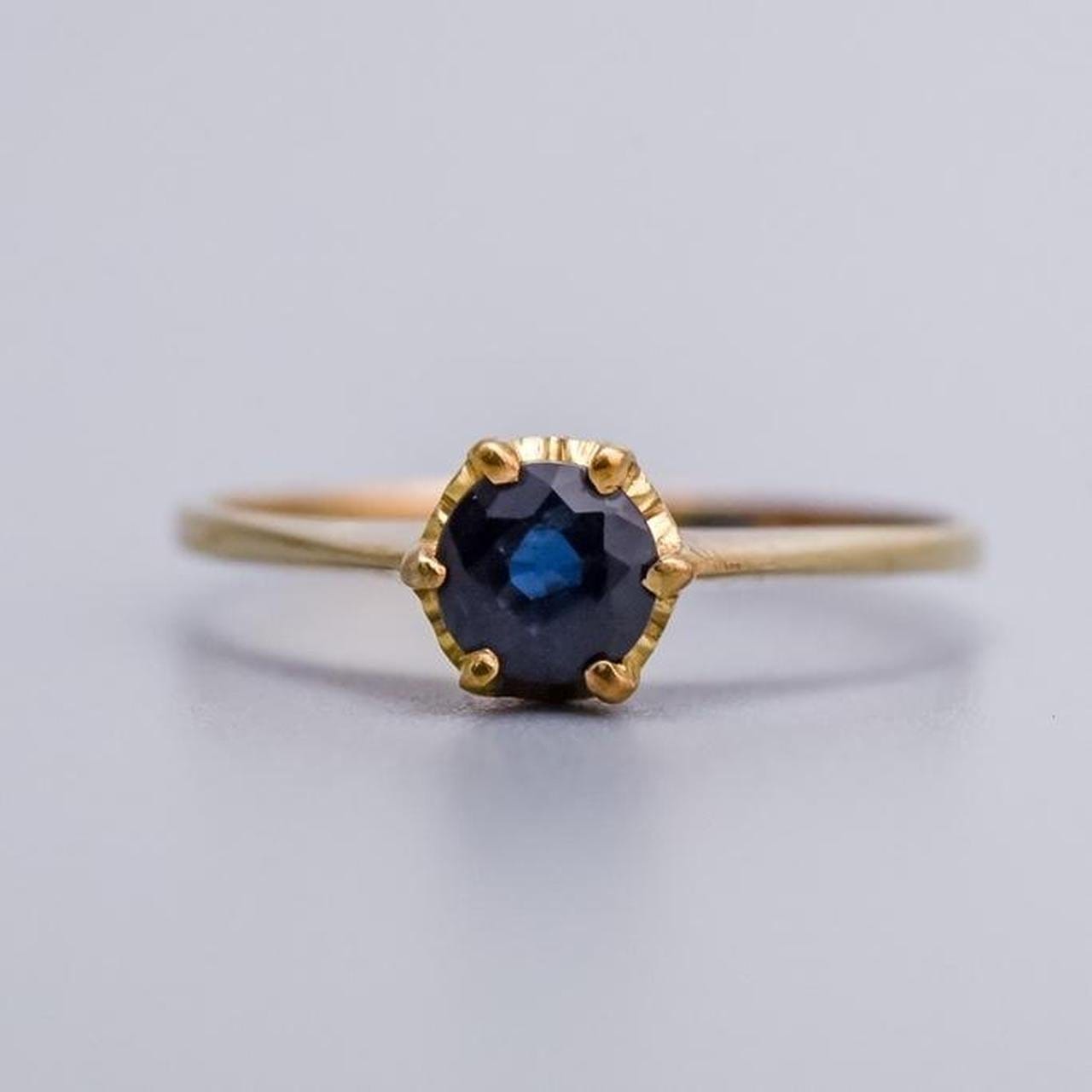 9K Gold Sapphire Ring