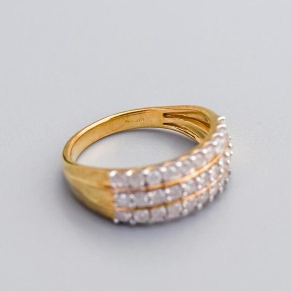 9K Gold Diamond Cluster Ring