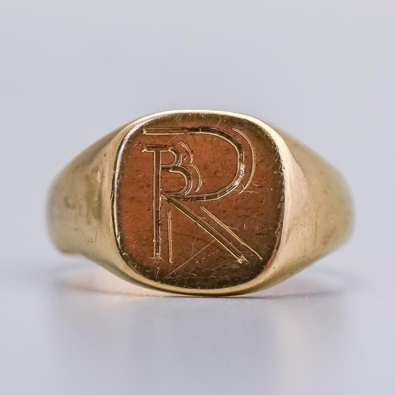 9K Gold Square Signet Ring