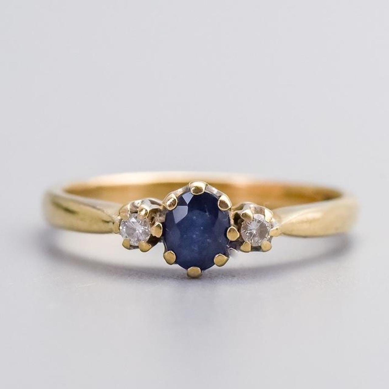 9K Gold Sapphire & Diamond Ring