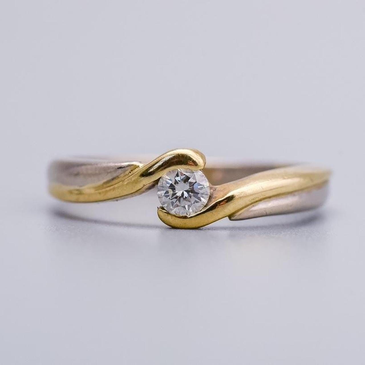 9K Gold Two-Tone Diamond Ring