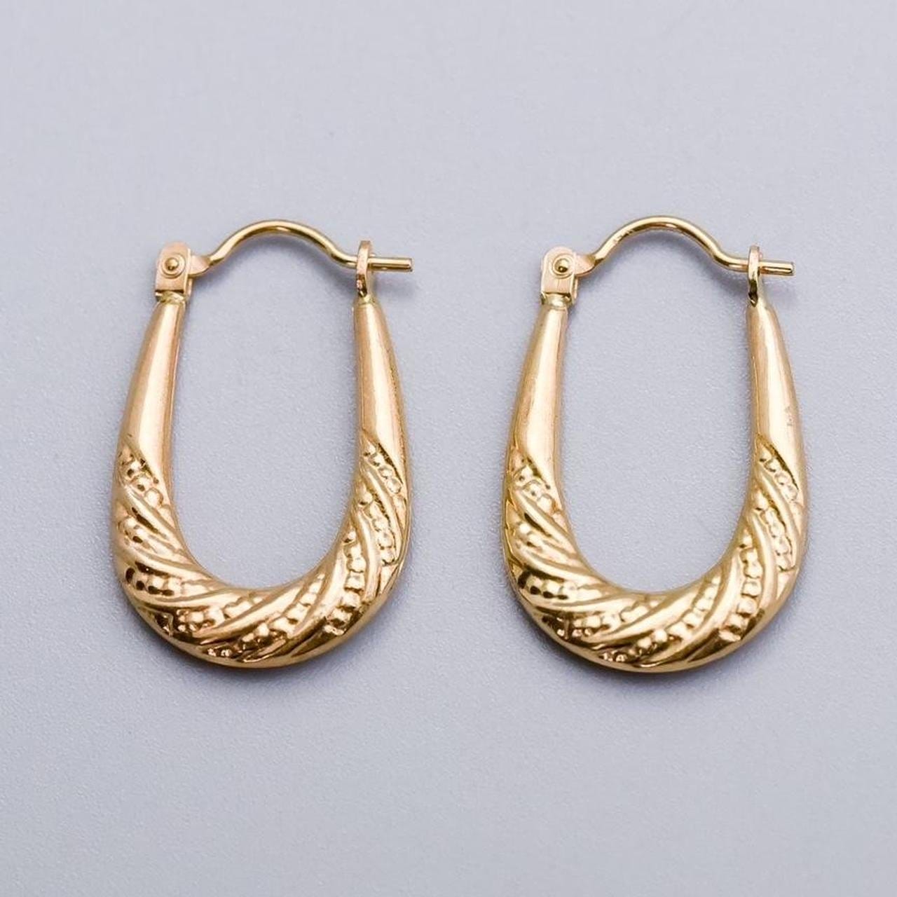 9K Gold Oval Hoop Earrings