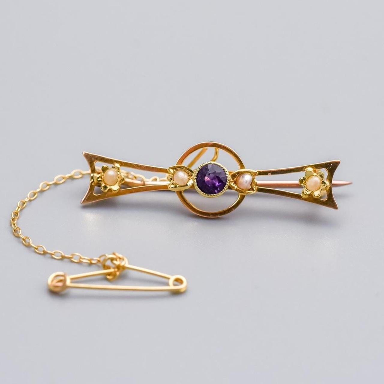15K Gold Antique Amethyst Brooch