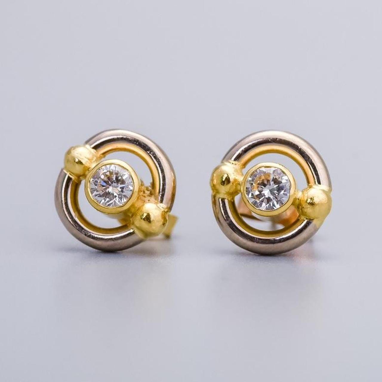 18K Gold Diamond Stud Earrings