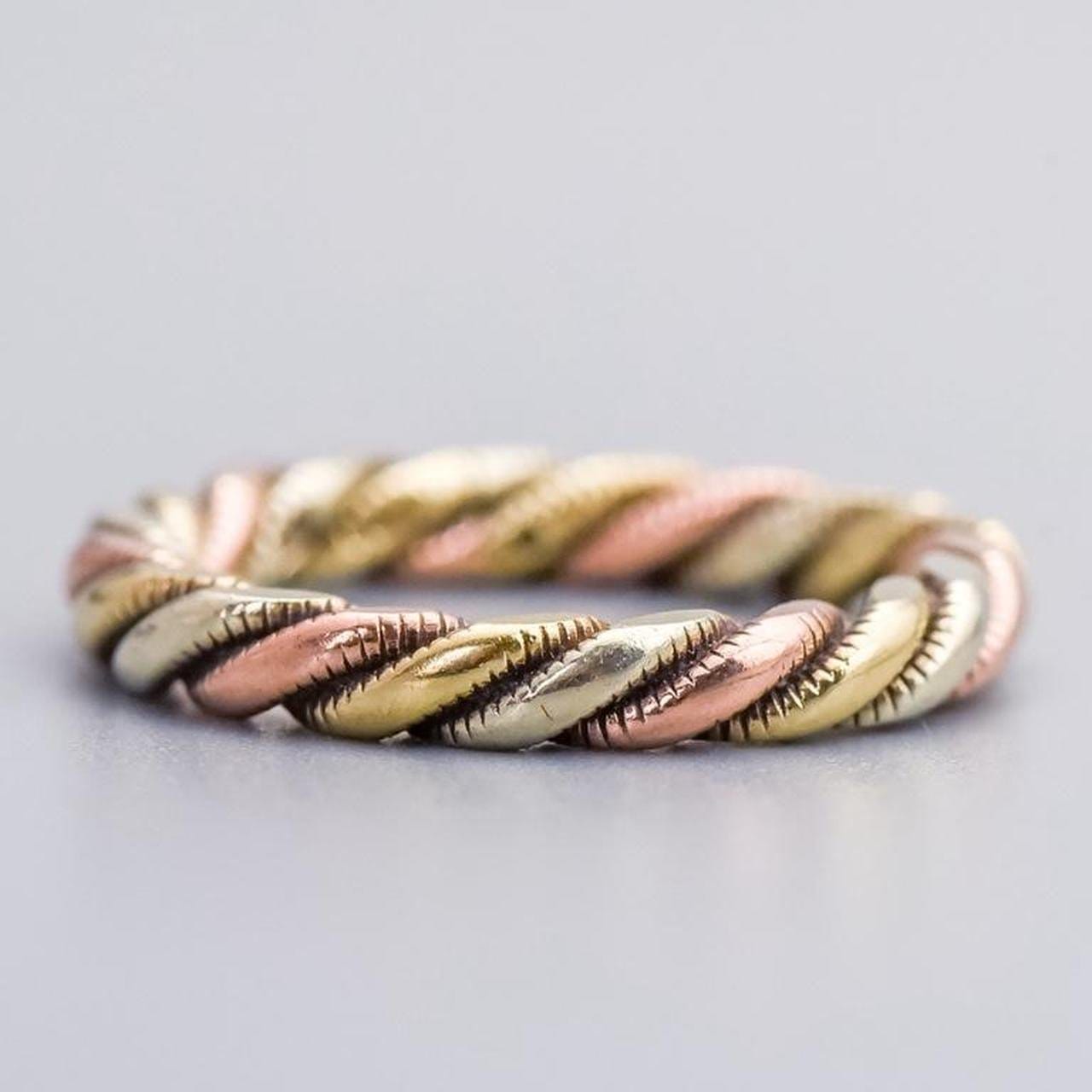 9K Gold Twisted Multi-Tone Band