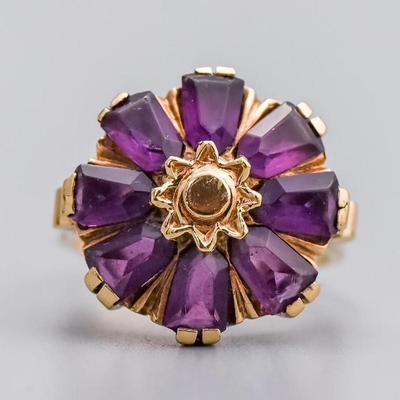 10K Gold Amethyst Flower Ring