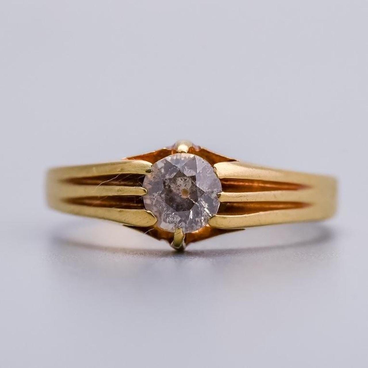 18K Gold Antique Salt & Pepper Diamond Ring