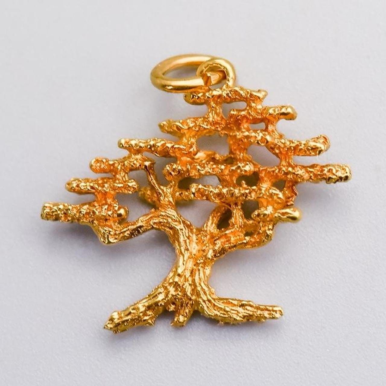 14K Gold Tree of Life Pendant