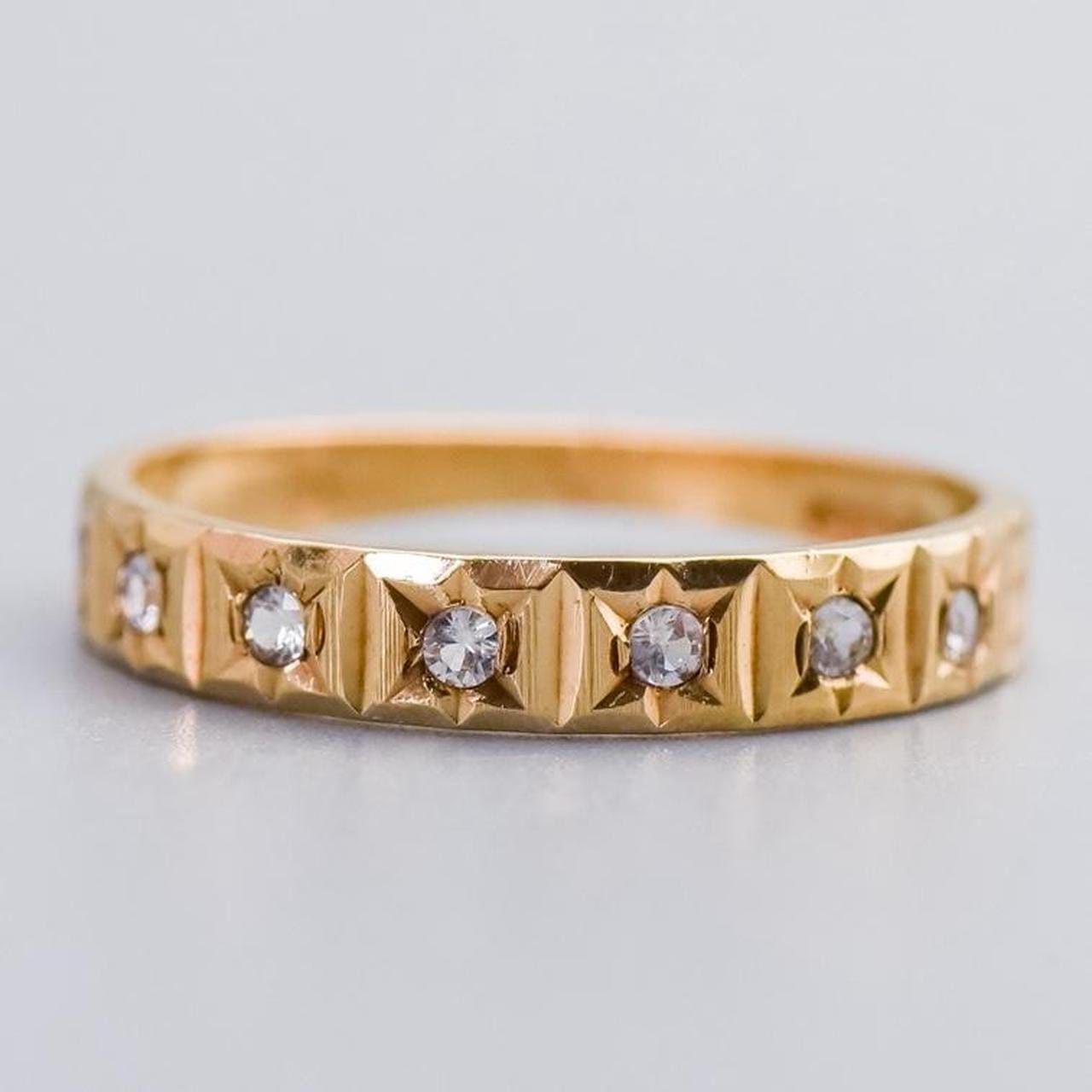 9K Gold Seven Stone CZ Band