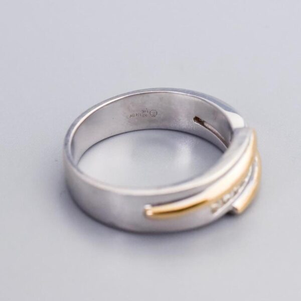 14K White Gold Seven Stone Diamond Ring