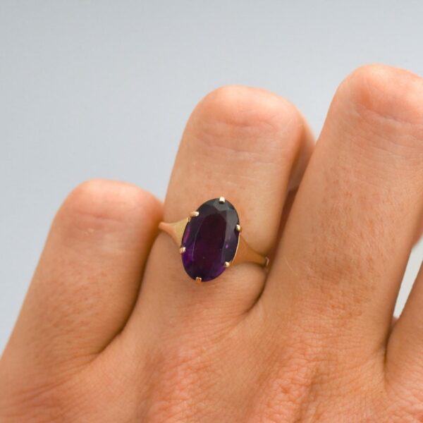 9K Gold Amethyst Ring