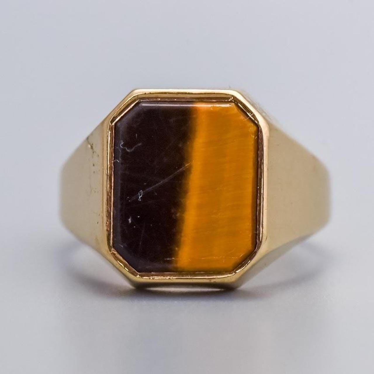 9K Gold Tiger’s Eye Signet Ring